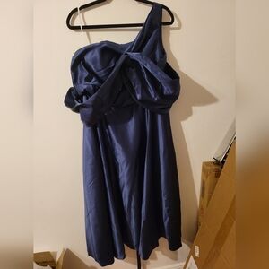 Elegant Navy Blue One-Shoulder Dress